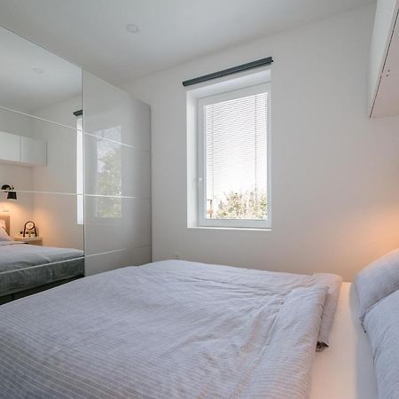 Apartment Fresh - Parking Included Изола Экстерьер фото
