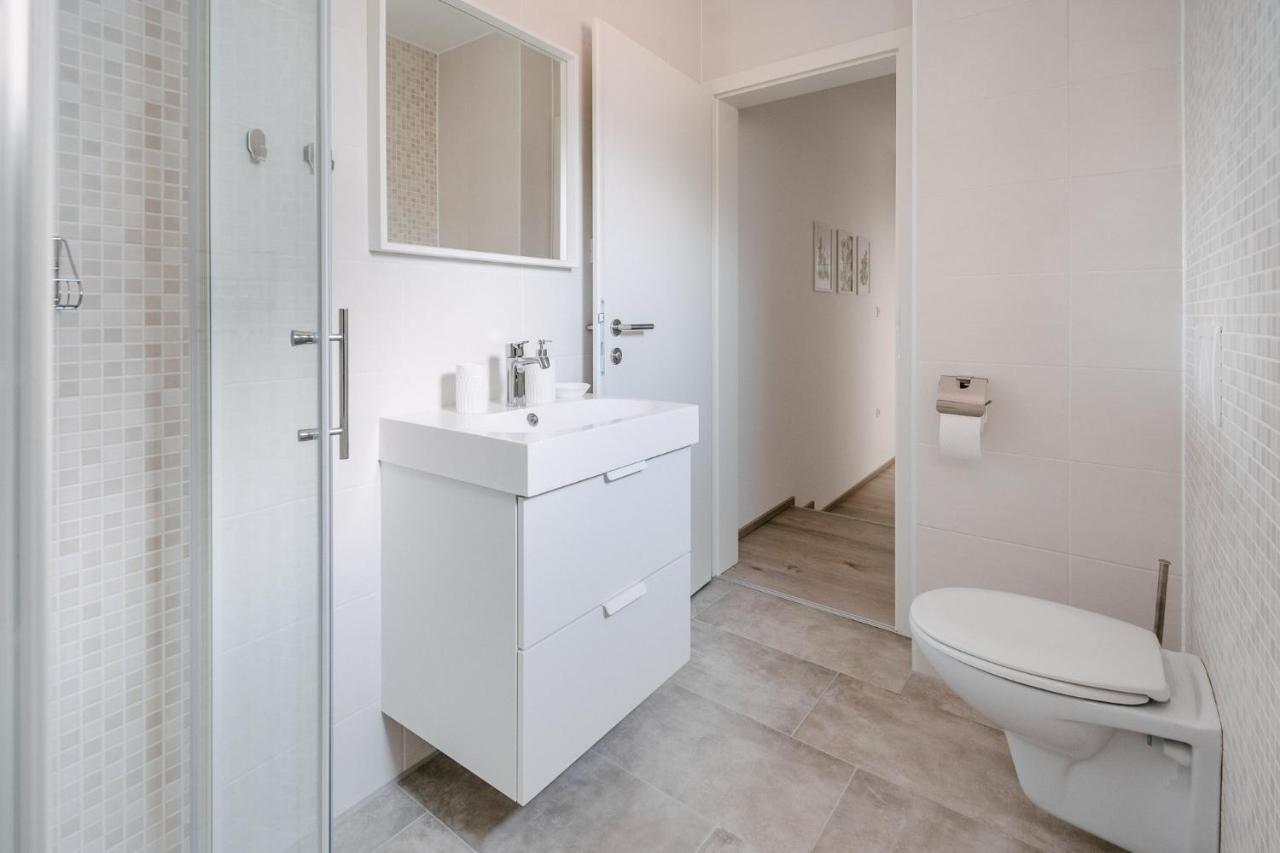 Apartment Fresh - Parking Included Изола Экстерьер фото