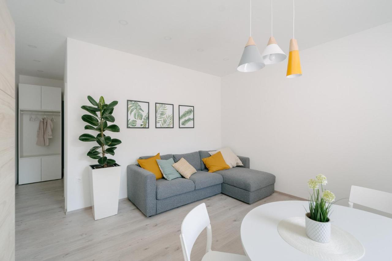 Apartment Fresh - Parking Included Изола Экстерьер фото